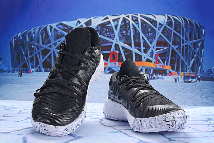 steph curry white basketball shoes